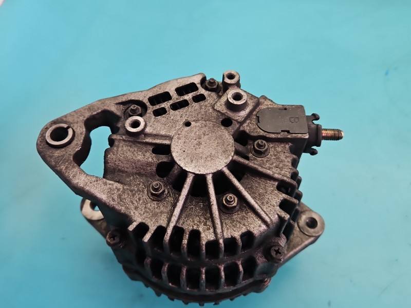 Генератор Nissan Almera 23100-BU010 — фото деталі 4