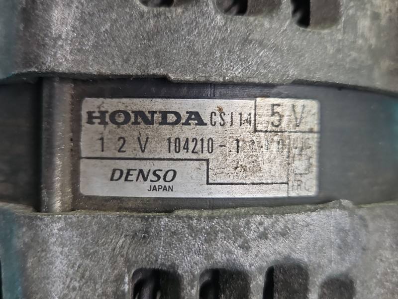 Генератор Honda CR-V 104210-1140 — фото детали 6