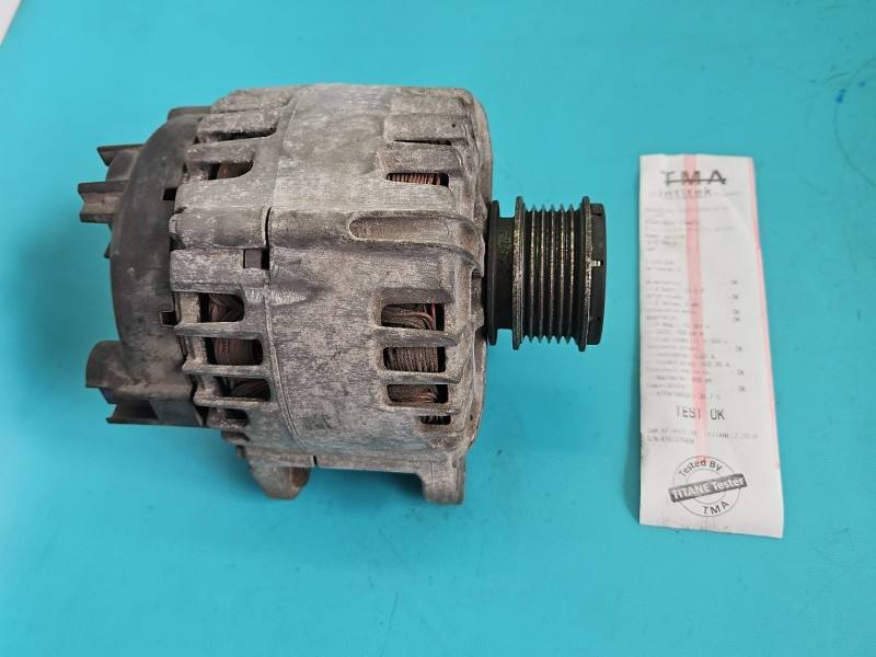 Генератор Volkswagen Touran 03L903023A