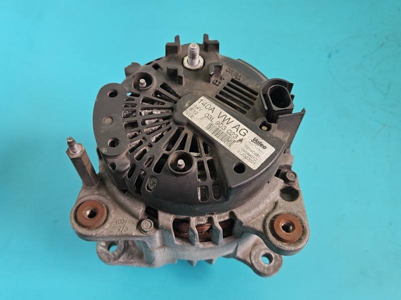 Генератор Volkswagen Touran 03L903023A — фото деталі 4
