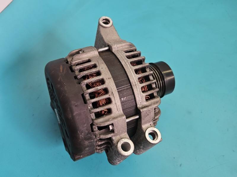 Генератор Toyota Corolla E21 27060-K0030-C — фото деталі 3