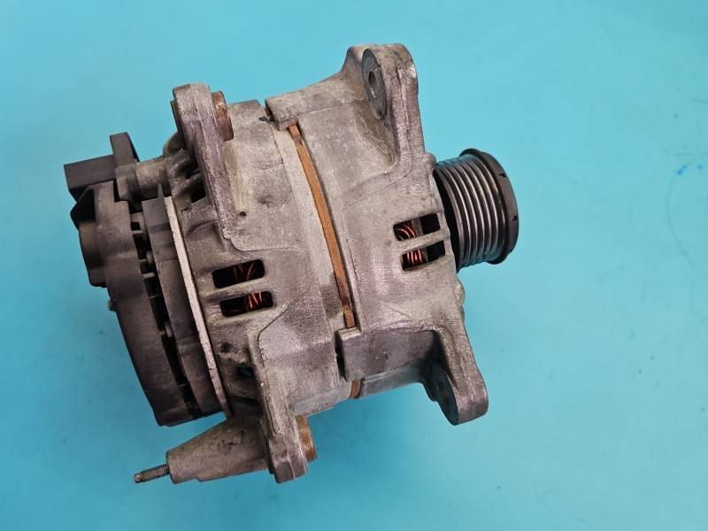 Генератор Volkswagen Passat B6 06F903023F — фото деталі 3
