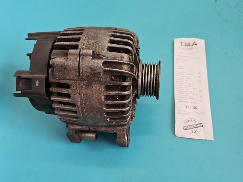 Генератор Volkswagen Golf 5 03C903023B