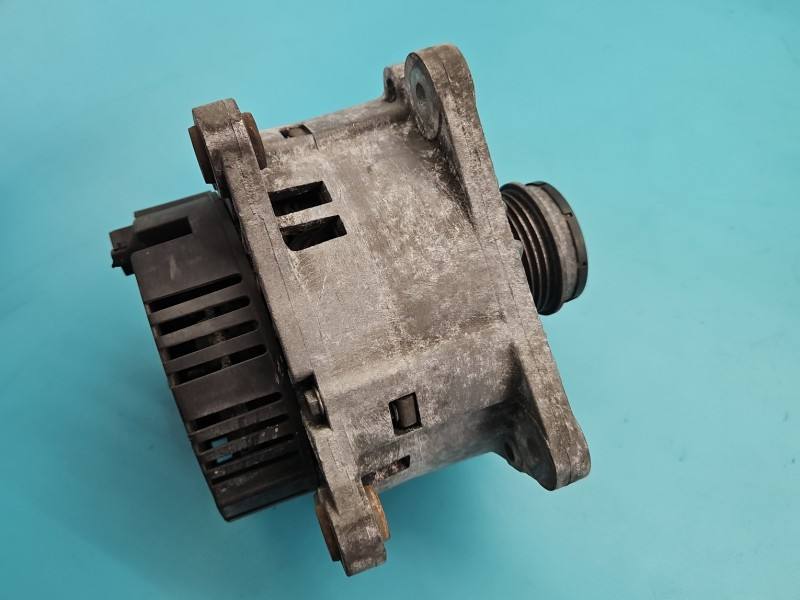 Генератор Volkswagen Passat B5 028903031A — фото деталі 3