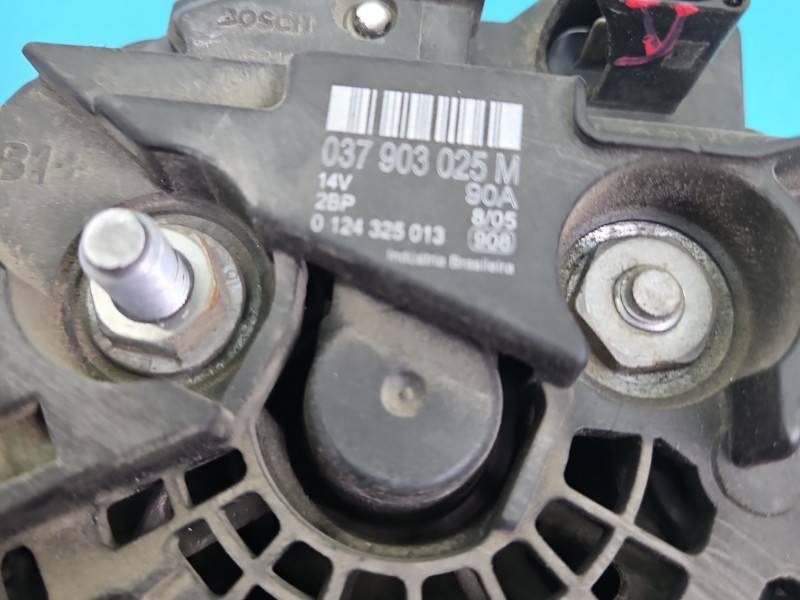 Генератор Skoda Fabia 1 0124325013 — фото детали 6