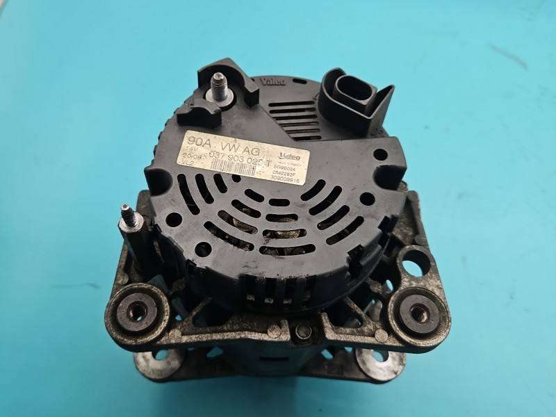 Генератор Seat Ibiza 037903025T — фото деталі 4