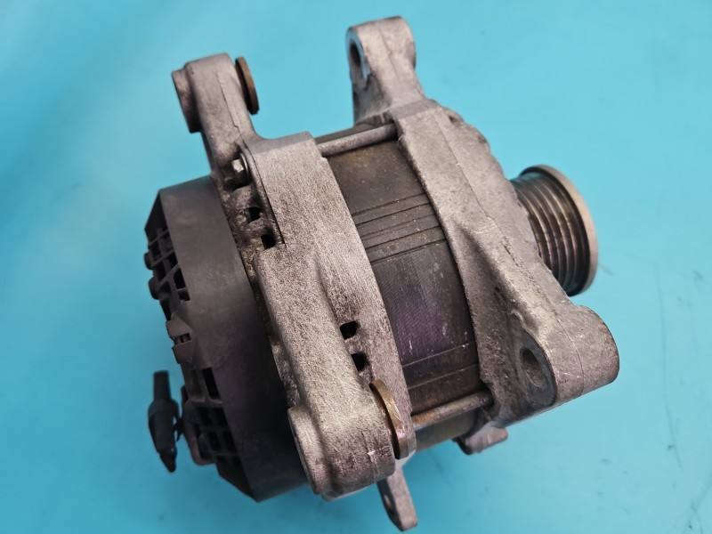 Генератор Toyota Proace City 9824742880 — фото детали 3