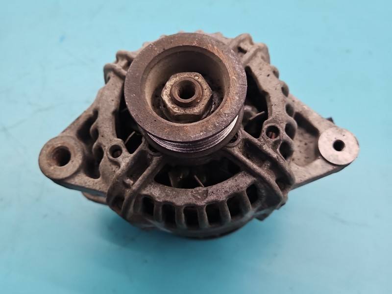 Генератор Toyota Yaris 2 27060-0J061 — фото детали 2
