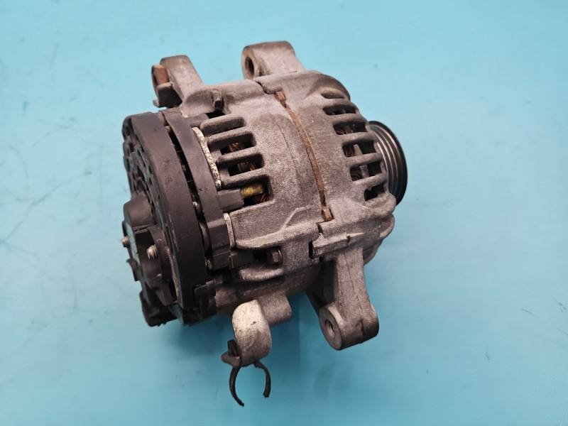 Генератор Toyota Yaris 2 27060-0J061 — фото детали 3
