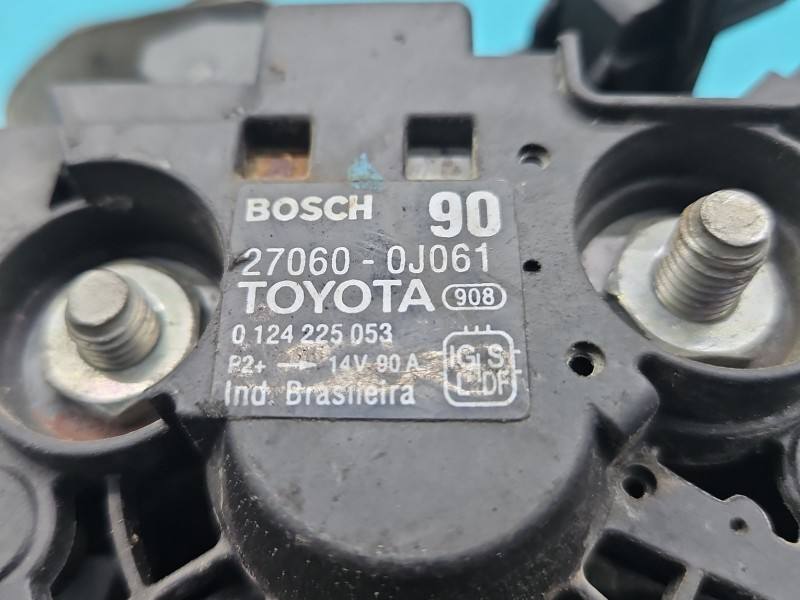 Генератор Toyota Yaris 2 27060-0J061 — фото детали 6