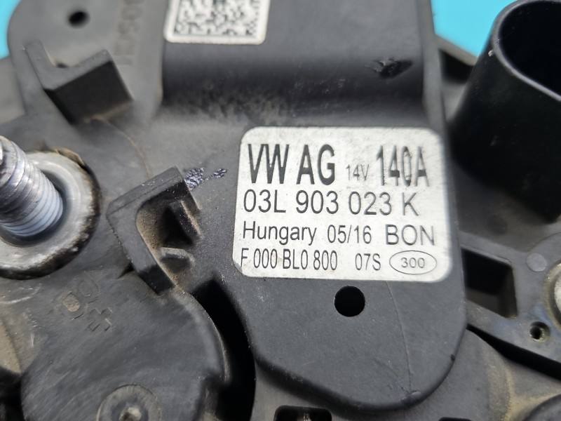 Генератор Skoda Octavia 3 03L903023K — фото детали 6
