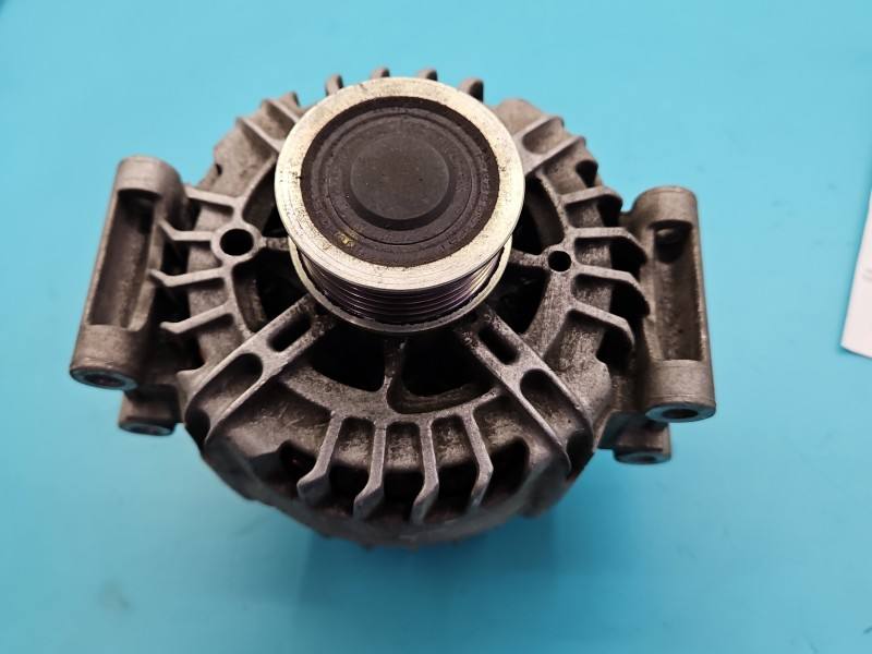 Генератор Volkswagen Passat B7 03L903023Q — фото деталі 2