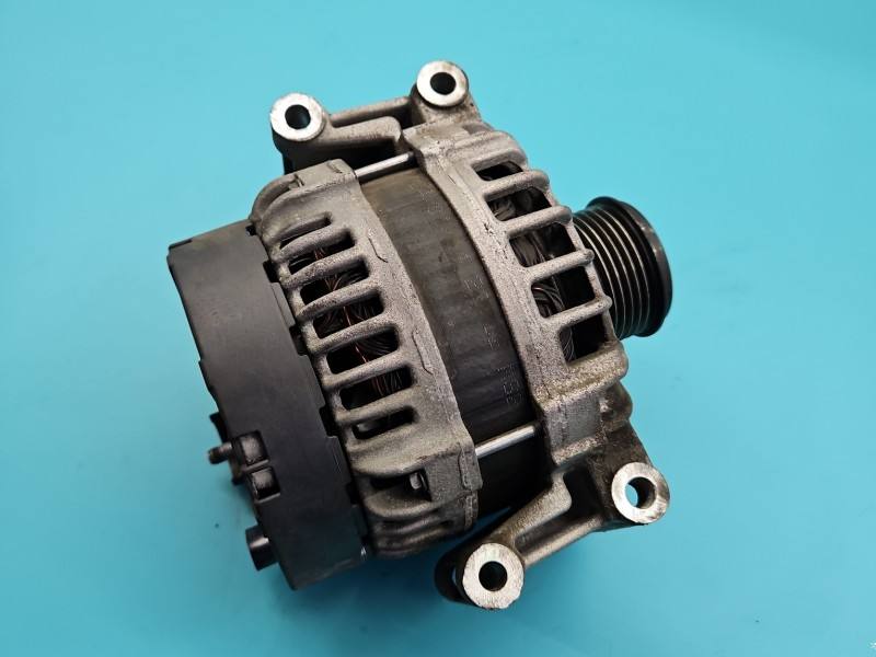 Генератор Audi A5 8T 06H903018H — фото деталі 3
