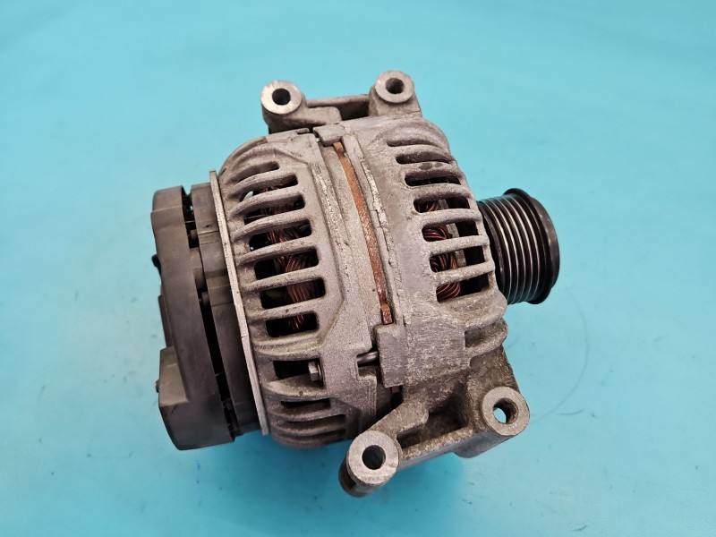 Генератор Audi A5 8T 06H903016L — фото детали 3