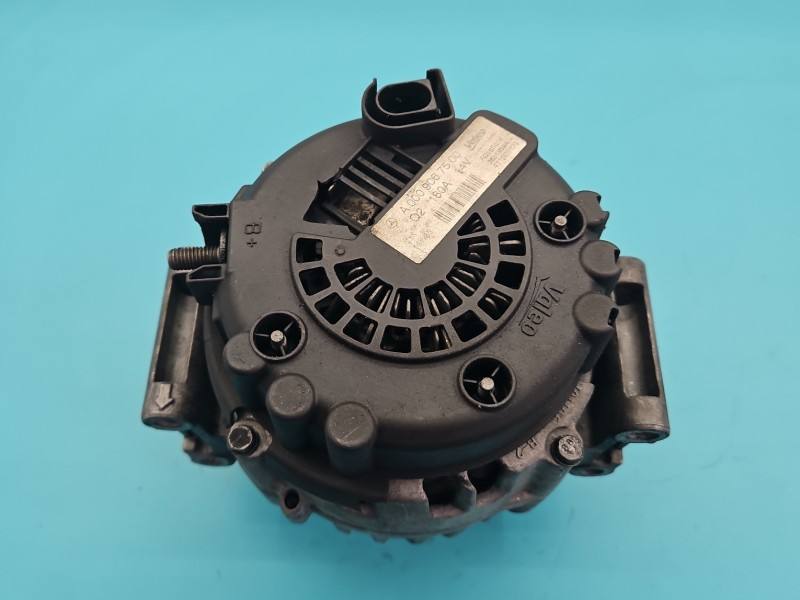 Генератор Mercedes E C207 A0009067500 — фото деталі 4