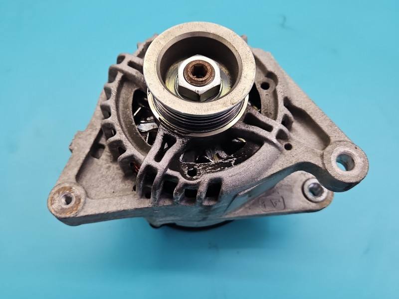 Генератор Toyota Avensis T25 101210-0891 — фото деталі 2
