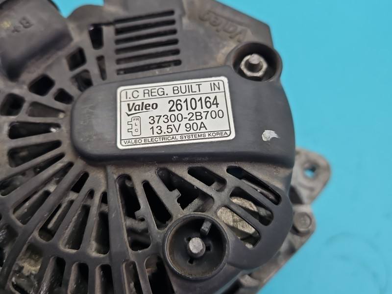 Генератор Hyundai I30 37300-2B700 — фото детали 8