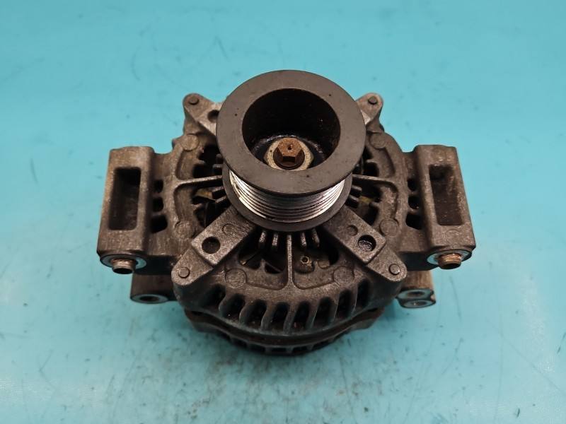 Генератор Toyota Land Cruiser 27060-51030 — фото детали 2