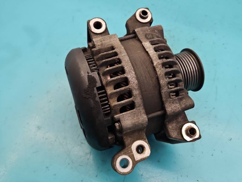 Генератор Toyota Land Cruiser 27060-51030 — фото детали 3