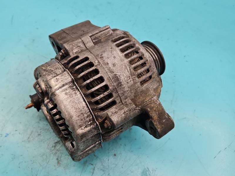 Генератор Land Rover Freelander YLE102290 — фото деталі 3