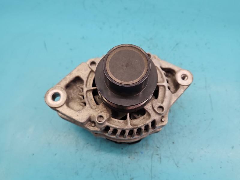 Генератор Toyota Yaris 3 27060-0Q150 — фото детали 2