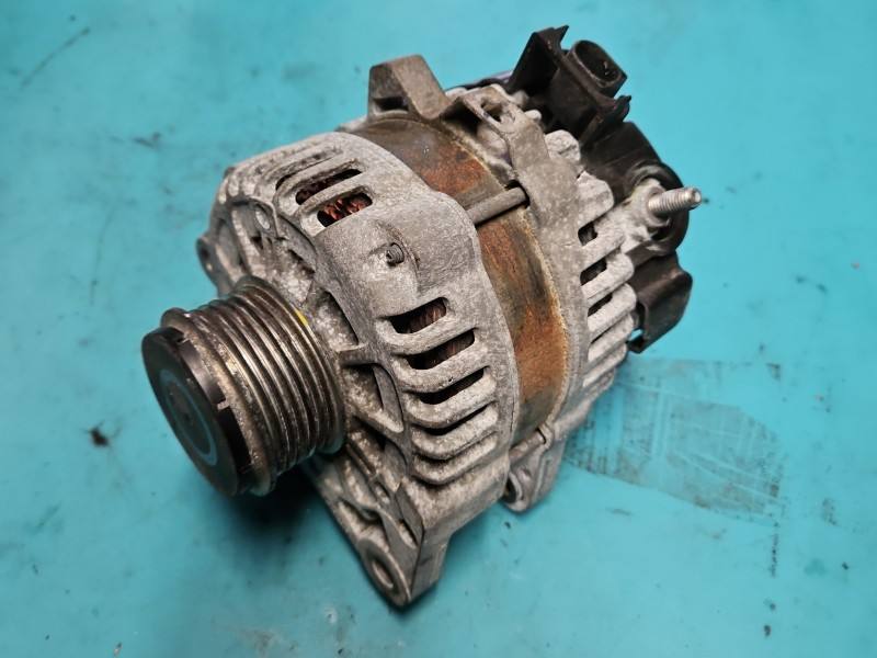 Генератор Kia Ceed 37300-07400