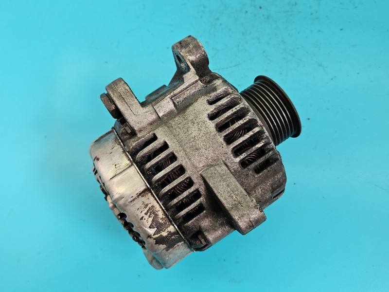Генератор Toyota Avensis T22 27060-28060 — фото детали 3