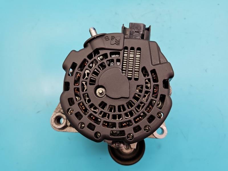 Генератор Hyundai I30 37300-07450 — фото деталі 4