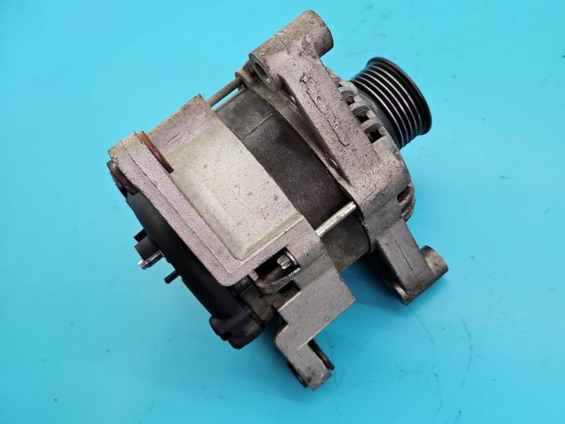 Генератор Chevrolet Aveo T300 13579664 — фото деталі 3