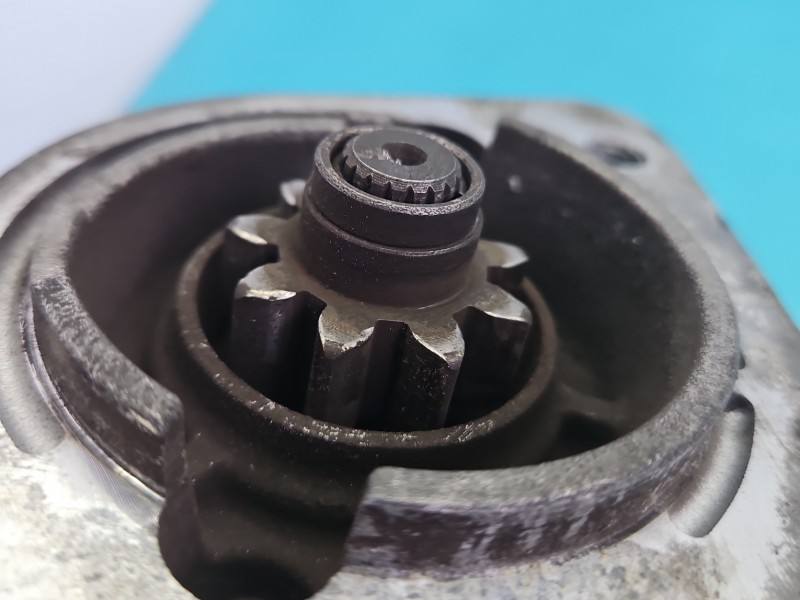 Стартер Toyota Corolla Verso 28100-64430 — фото деталі 3