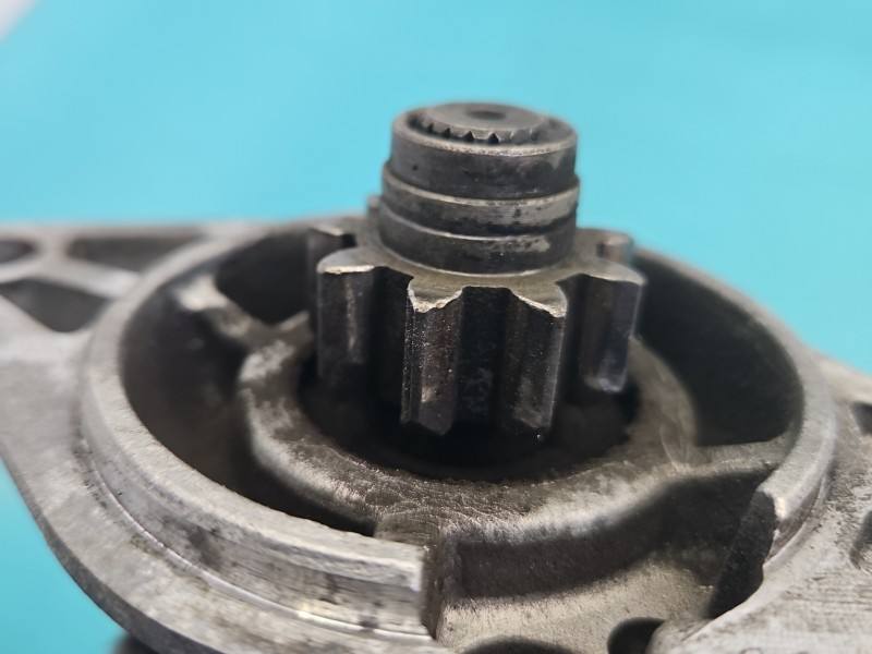 Стартер Toyota Auris 26100-33080 — фото деталі 3