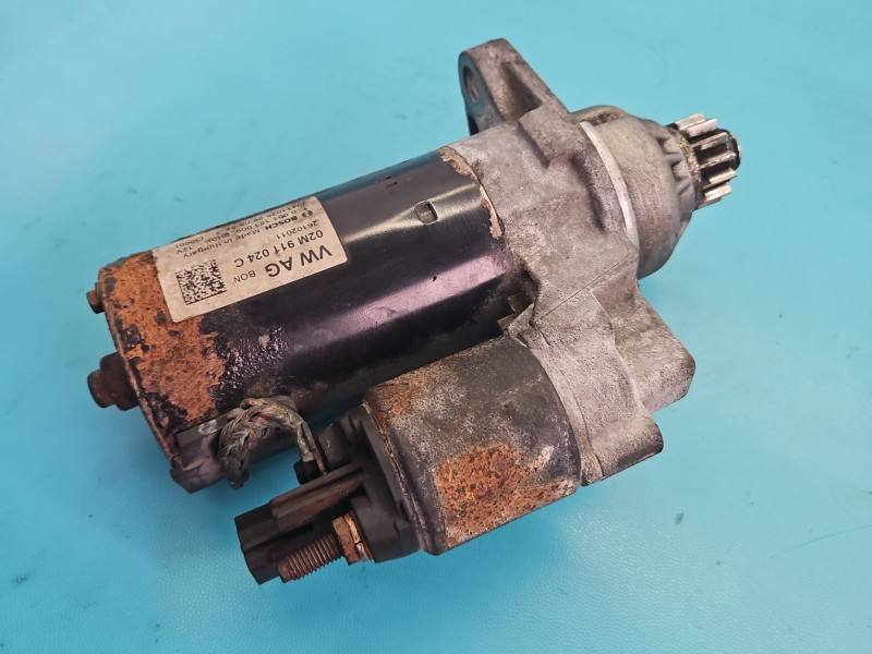 Стартер Volkswagen Passat B7 02M911024C — фото деталі 4