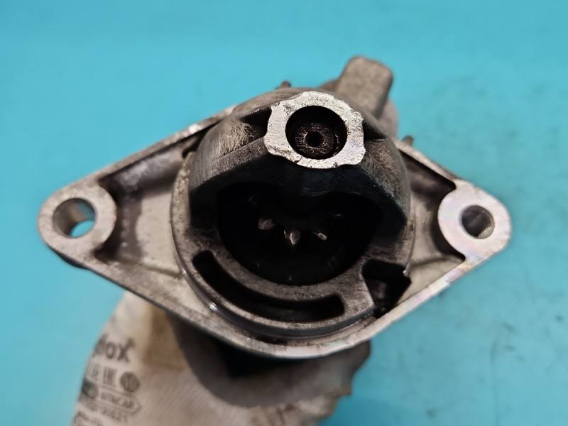 Стартер Toyota Corolla E16 E18 S0451 — фото деталі 2
