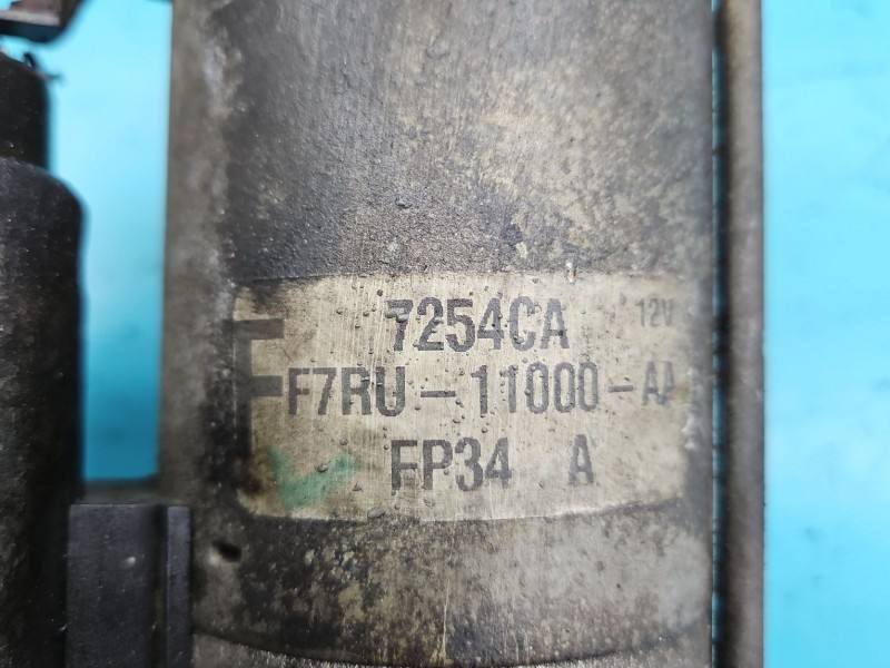 Стартер Mazda 626 F7RU-11000-AA — фото деталі 5