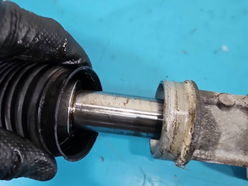 Рульова рейка Hyundai I40 565003Z000 — фото деталі 10