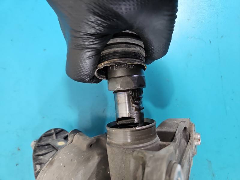Рульова рейка Volkswagen Passat CC 3AB423050E — фото деталі 11