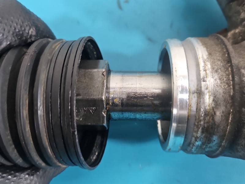 Рулевая рейка Peugeot Expert 9813692680 — фото детали 5