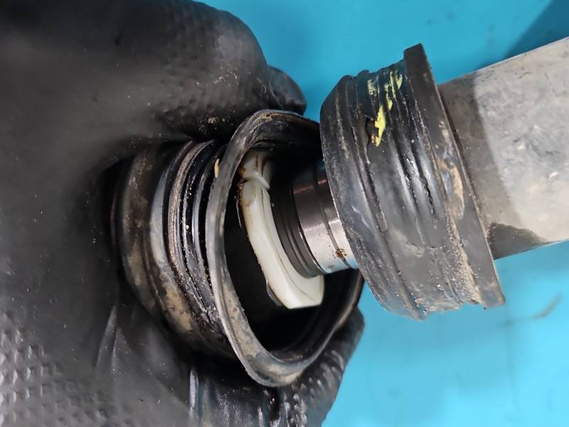 Рульова рейка Hyundai Ix35 56500-2S000 — фото деталі 3