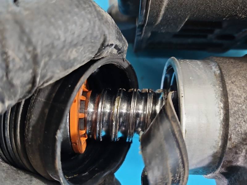 Рульова рейка Ford C-Max AV61-3D070-YM — фото деталі 14