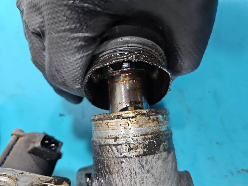 Рульова рейка Volvo XC60 8G91-3A500-CD — фото деталі 15