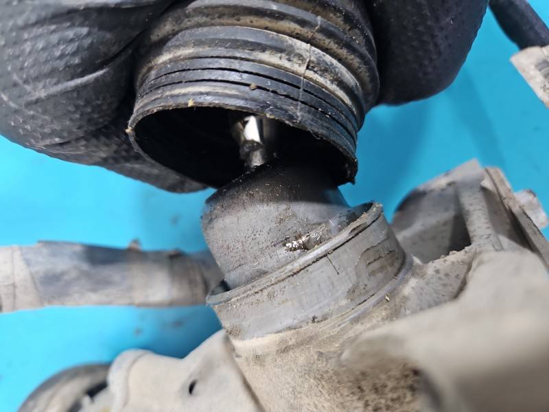 Рульова рейка Volkswagen Passat B7 3AB423050E — фото деталі 9