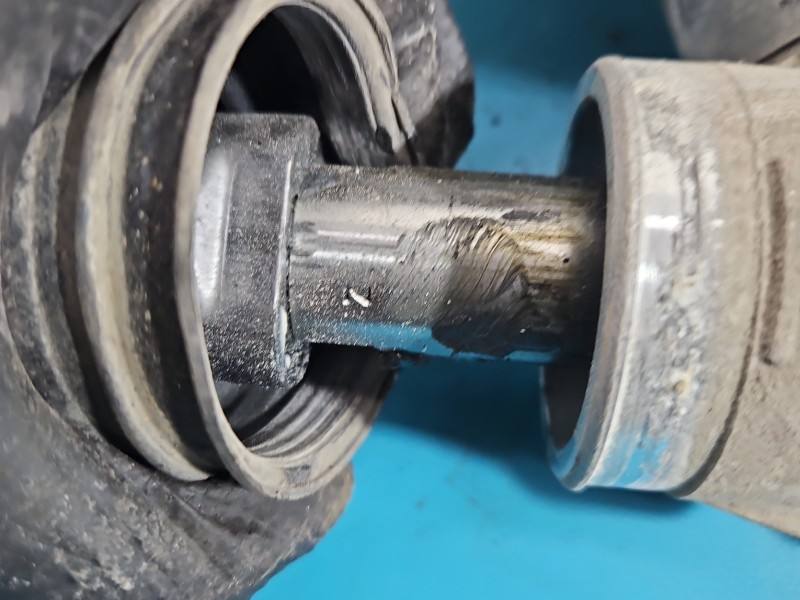 Рулевая рейка Nissan Note 480019U100 — фото детали 5