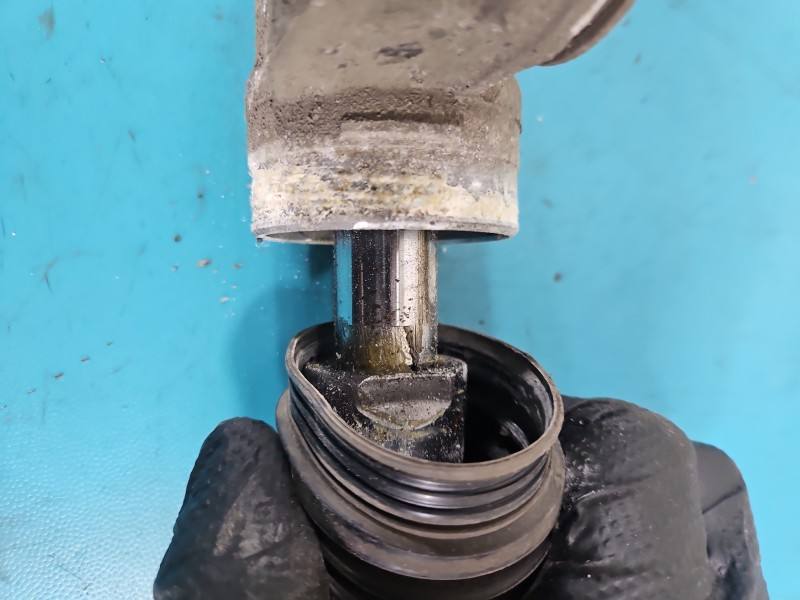 Рульова рейка Nissan Micra 480011HB9A — фото деталі 3