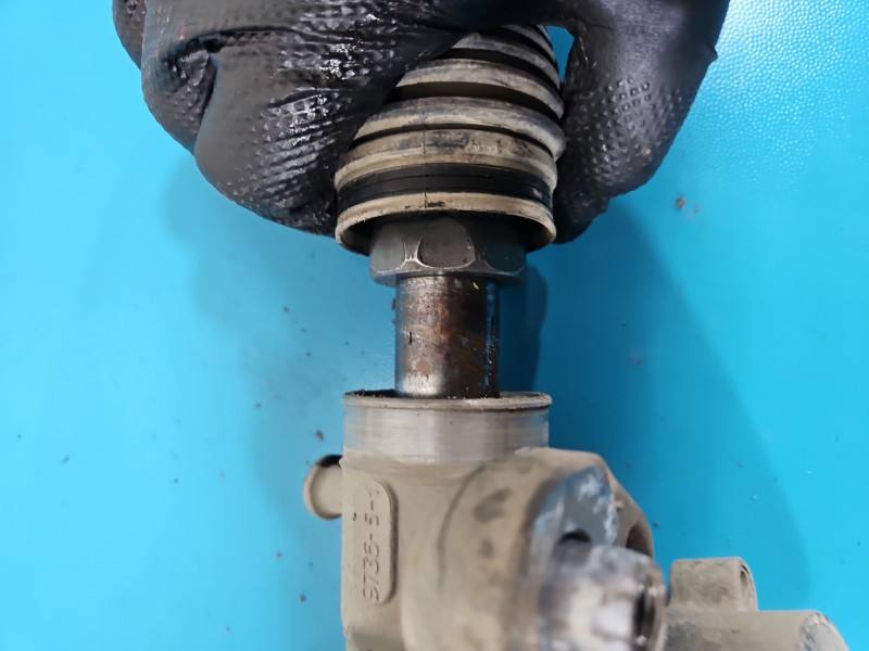 Рульова рейка Volkswagen Golf 7 5Q1423051AE — фото деталі 3