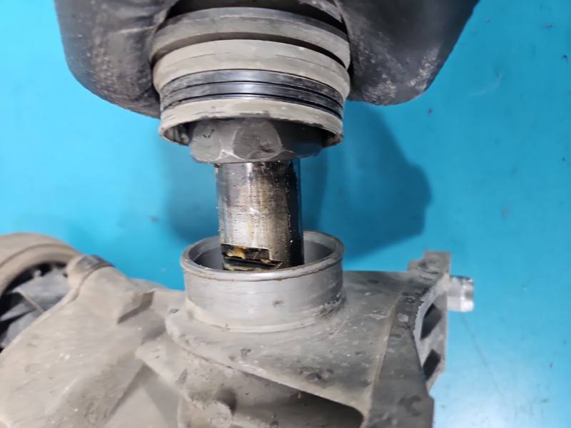 Рульова рейка Volkswagen Passat B6 3C1423051J — фото деталі 15