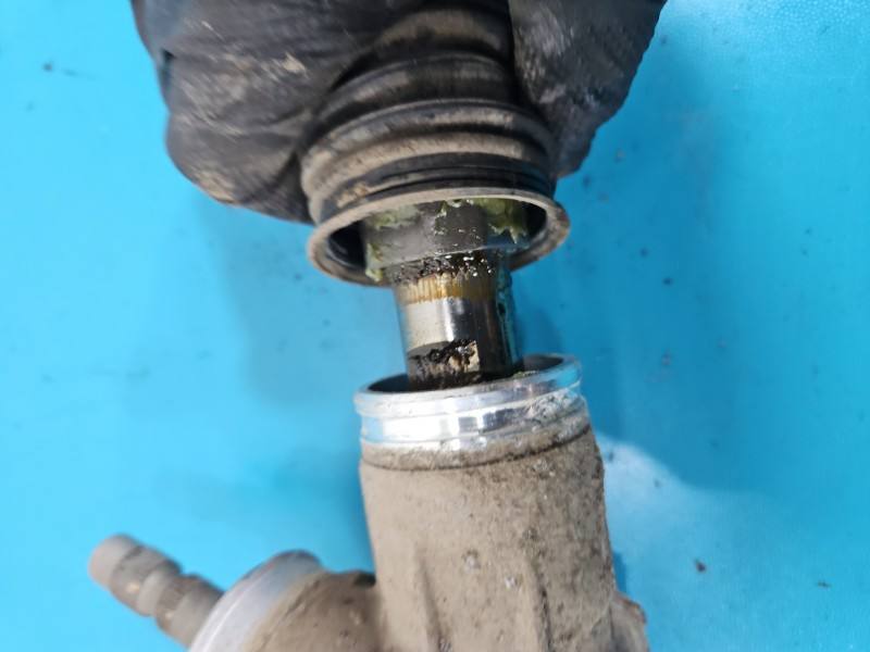 Рульова рейка Toyota Rav4 NSK00713 — фото деталі 9