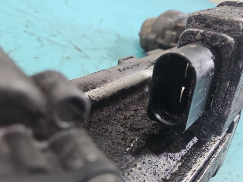 Рульова рейка Volkswagen Passat B6 3C1423051S — фото деталі 16