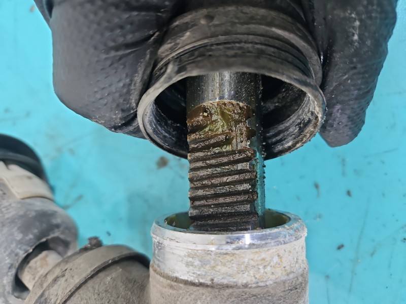 Рульова рейка Nissan Qashqai 48001-JD90B — фото деталі 9