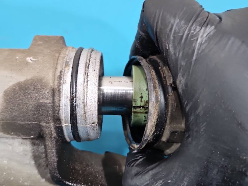 Рульова рейка Ford B-Max AP31-3200-AC — фото деталі 3