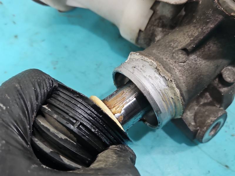 Рульова рейка Hyundai Elantra 56500F2300 — фото деталі 5